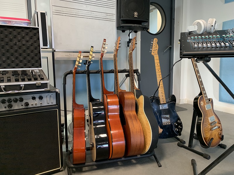 immagine di strumenti musicali 