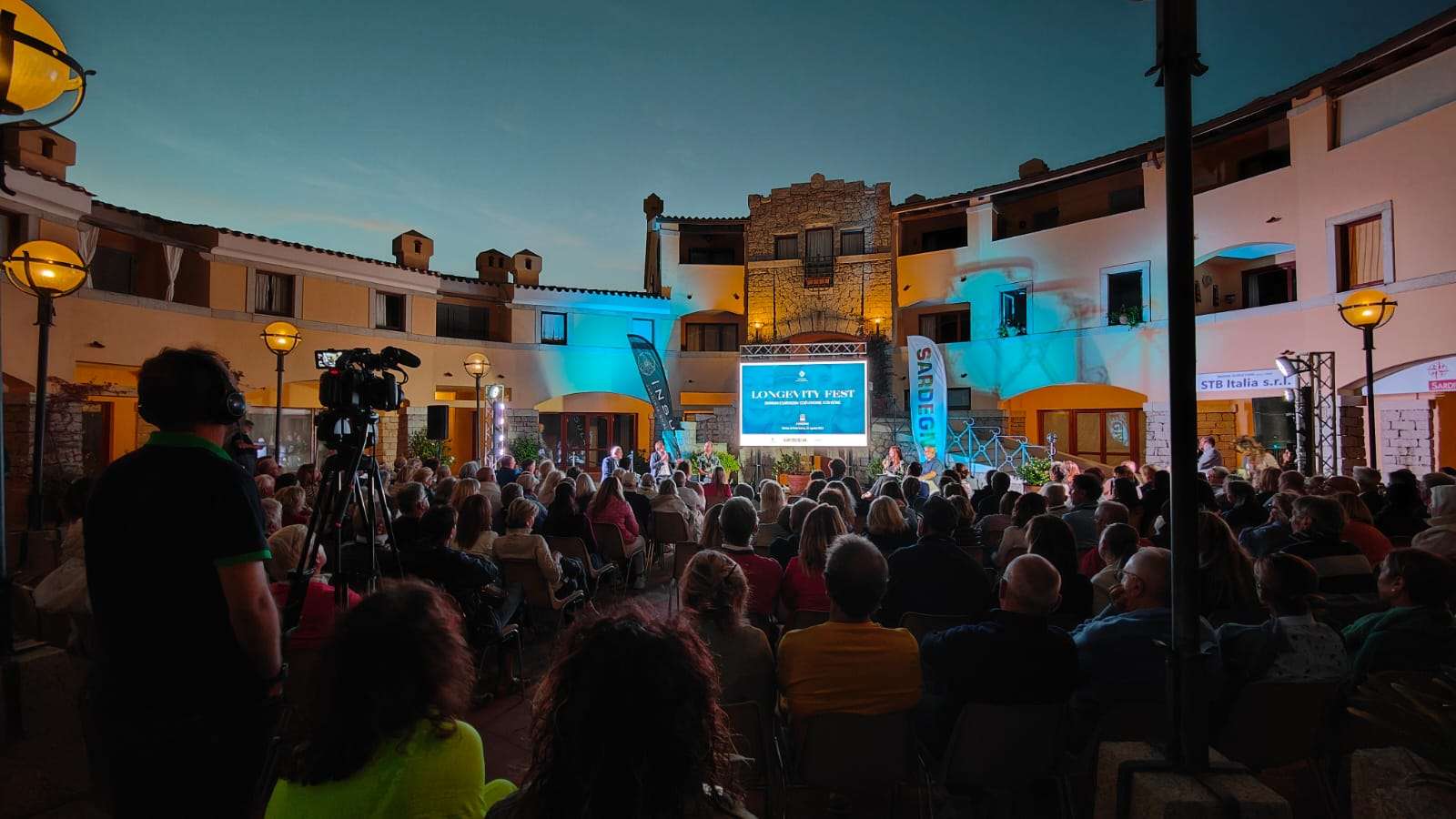Longevity Fest 2024 in piazza della Marina a Porto Cervo