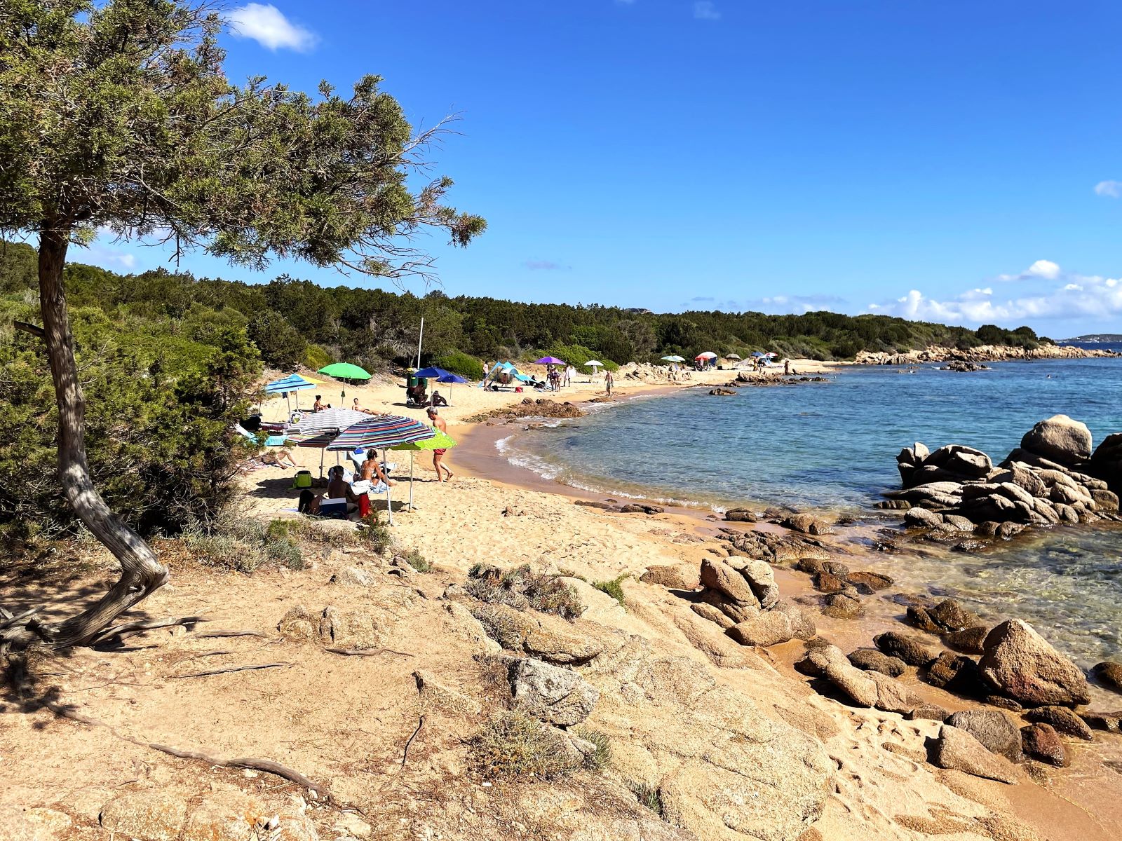 La spiaggia Le Piscine nord (L' Ulticeddu)