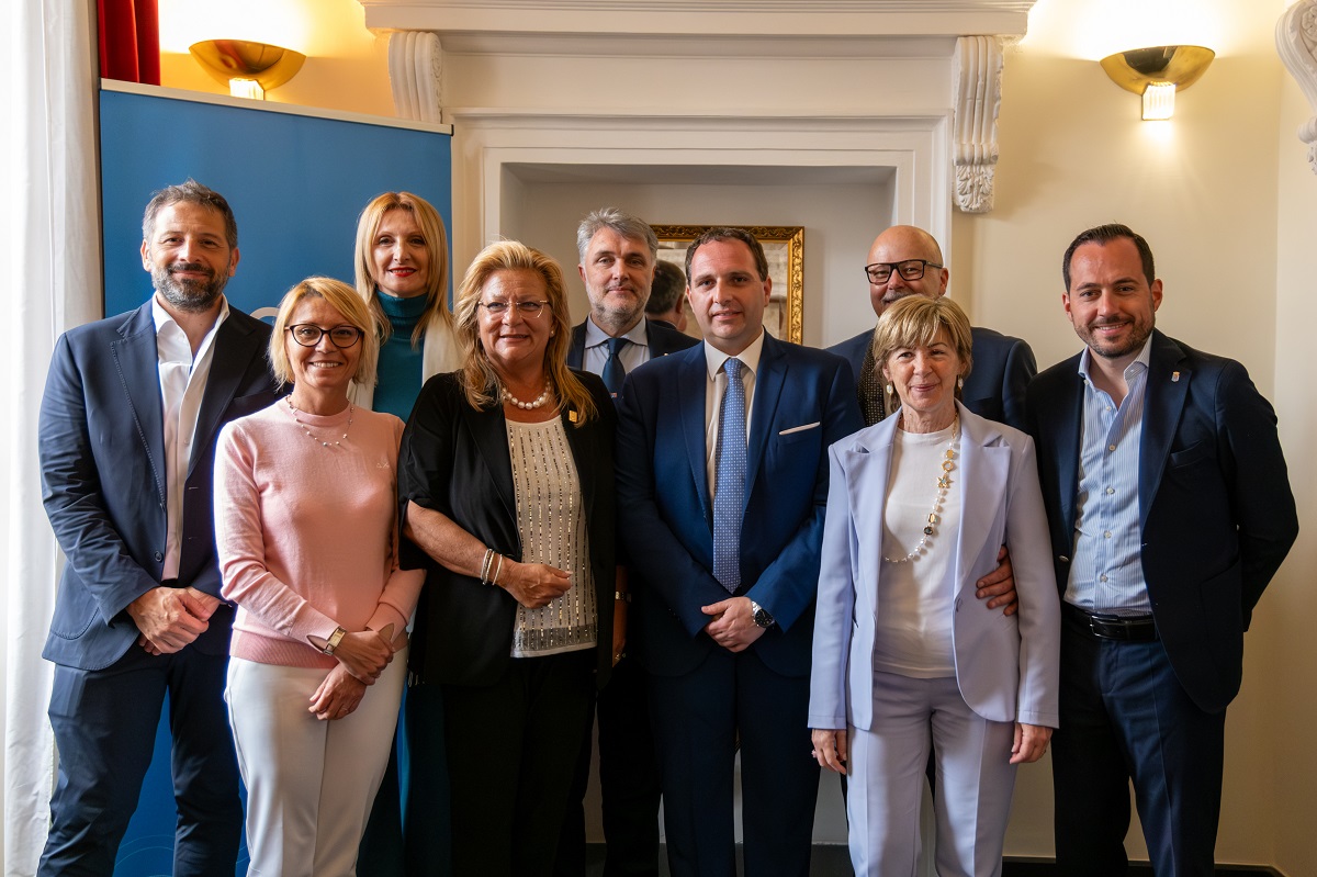 Foto repertorio Assemblea G20 Spiagge con Roberto Ragnedda e Roberta Nesto 2025