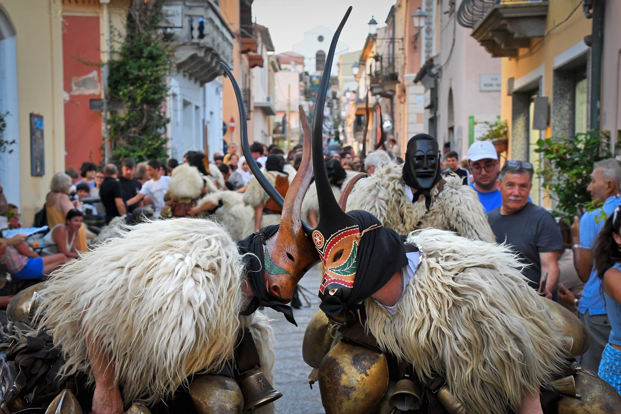 Notte sarda nel centro storico di Arzachena 2024