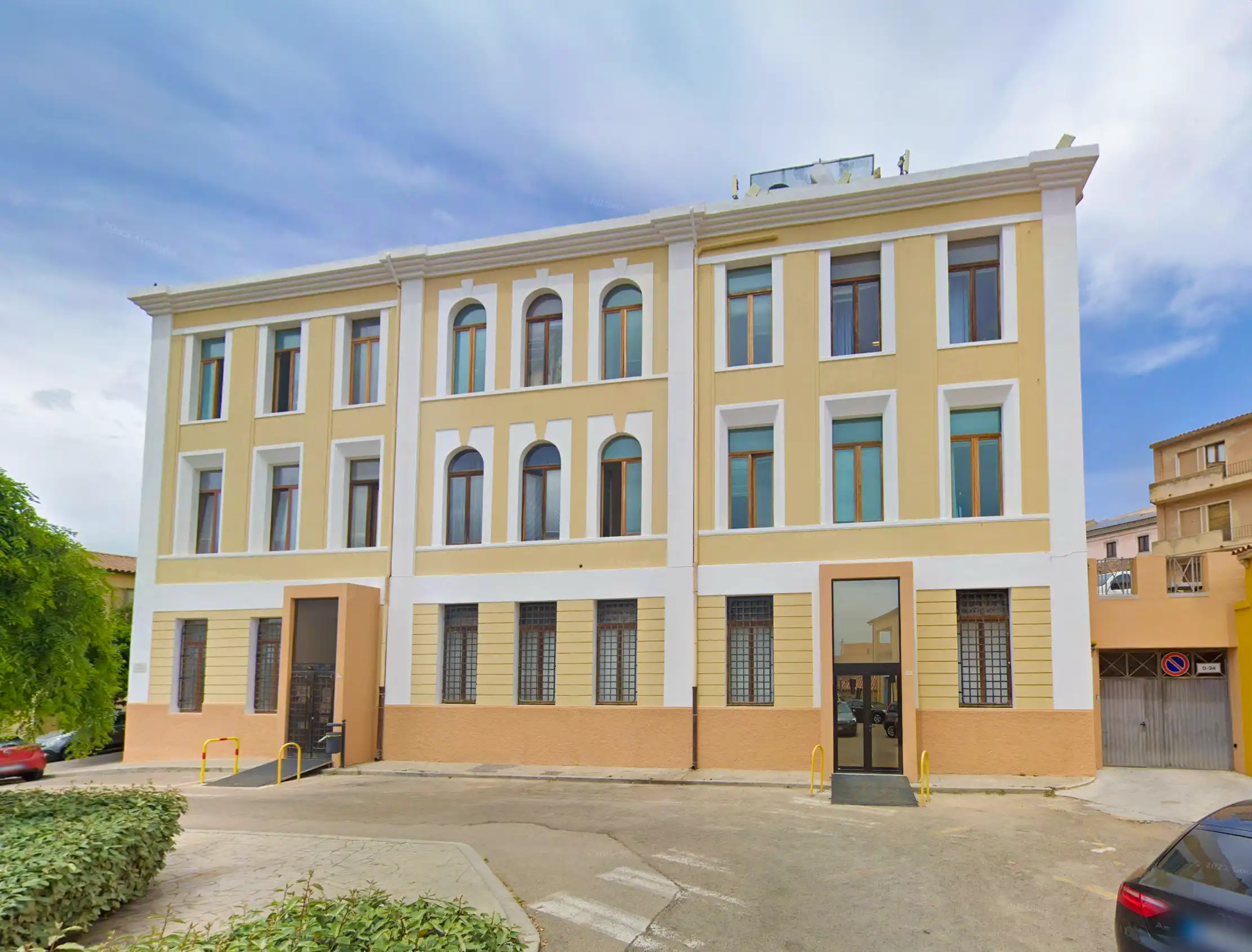 Uffici Comunali Piazza Segni descrizione immagine
